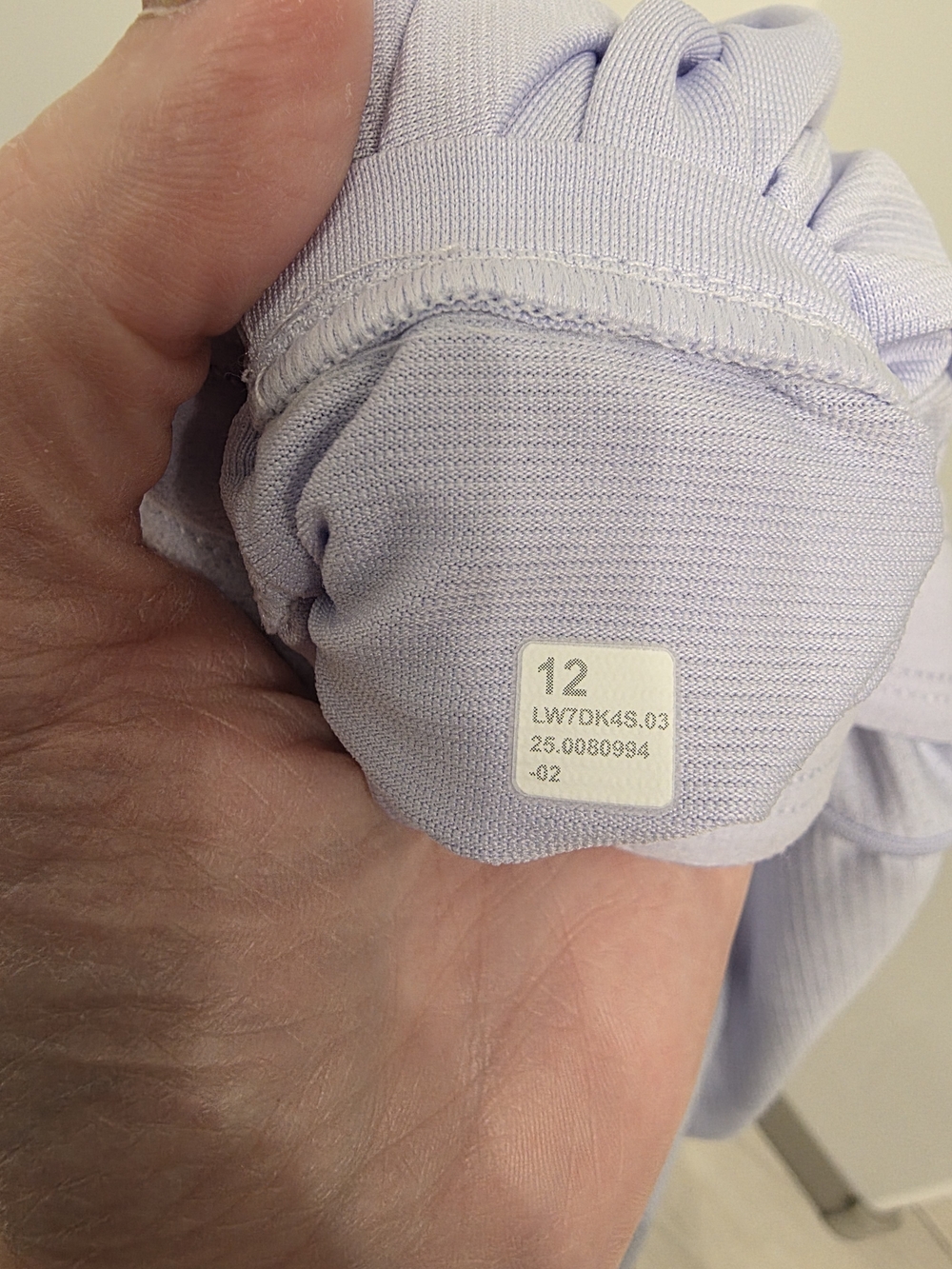 Lululemon Swiftly Mid-Rise Short 3" Size 12 - Picture 7 of 7